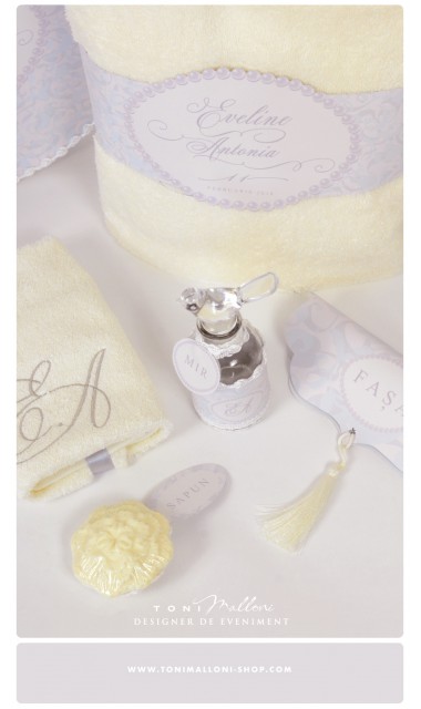 Trusou de botez pentru fetite vintage cu perle pastel, Rose Perls 4